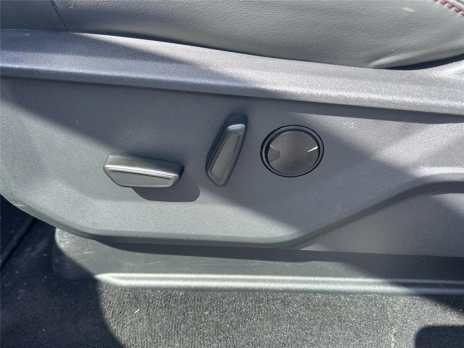 Used 2025 Agate Black Ford Active image 24