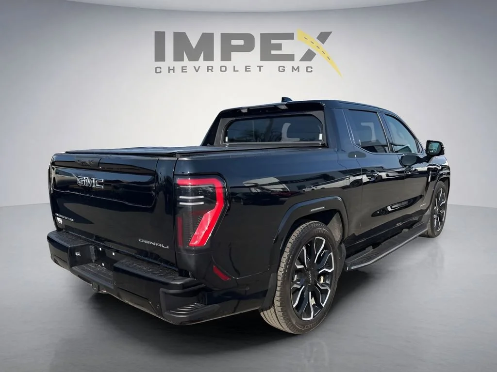 Used 2025 Onyx Black GMC Extended Range Denali image 5