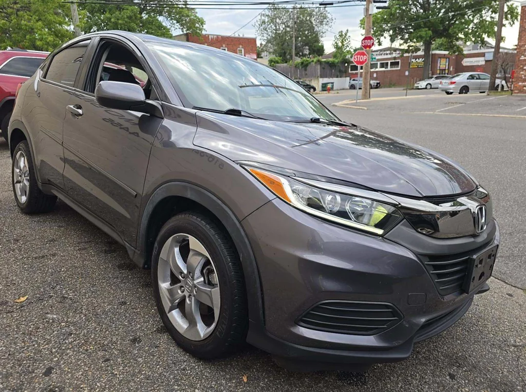 Used 2022 Modern Steel Metallic Honda LX image 4