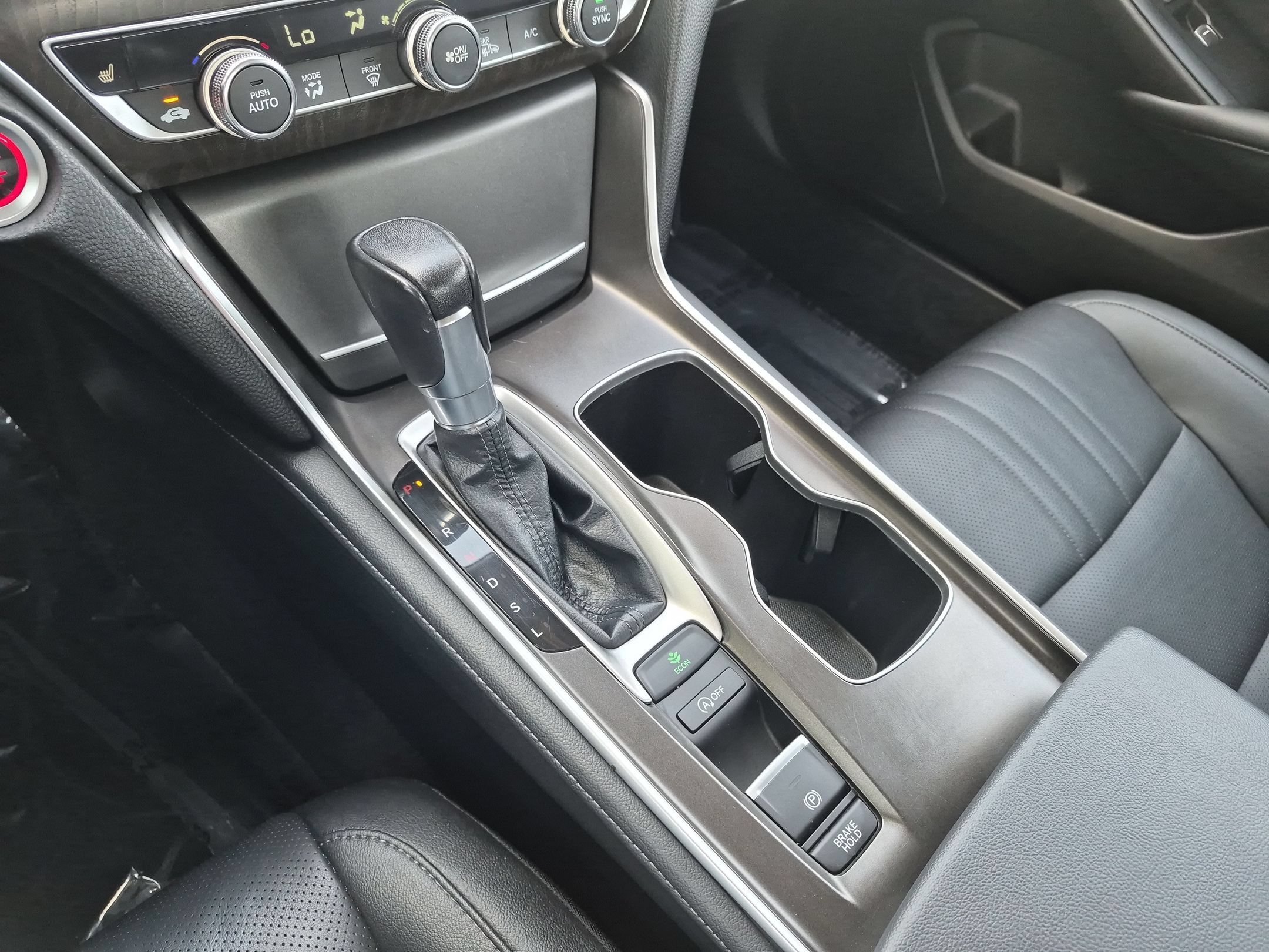 2022 Honda Accord EX-L - Photo 23