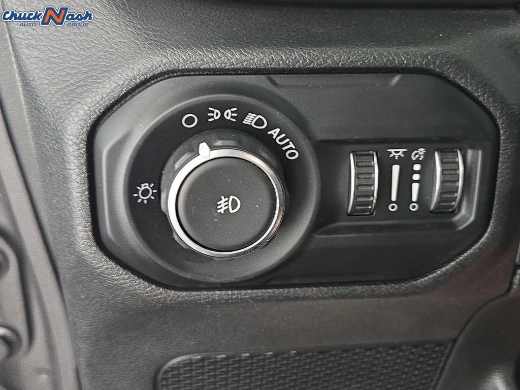 Used 2021 Gray Jeep Sport Altitude 4x4 image 23
