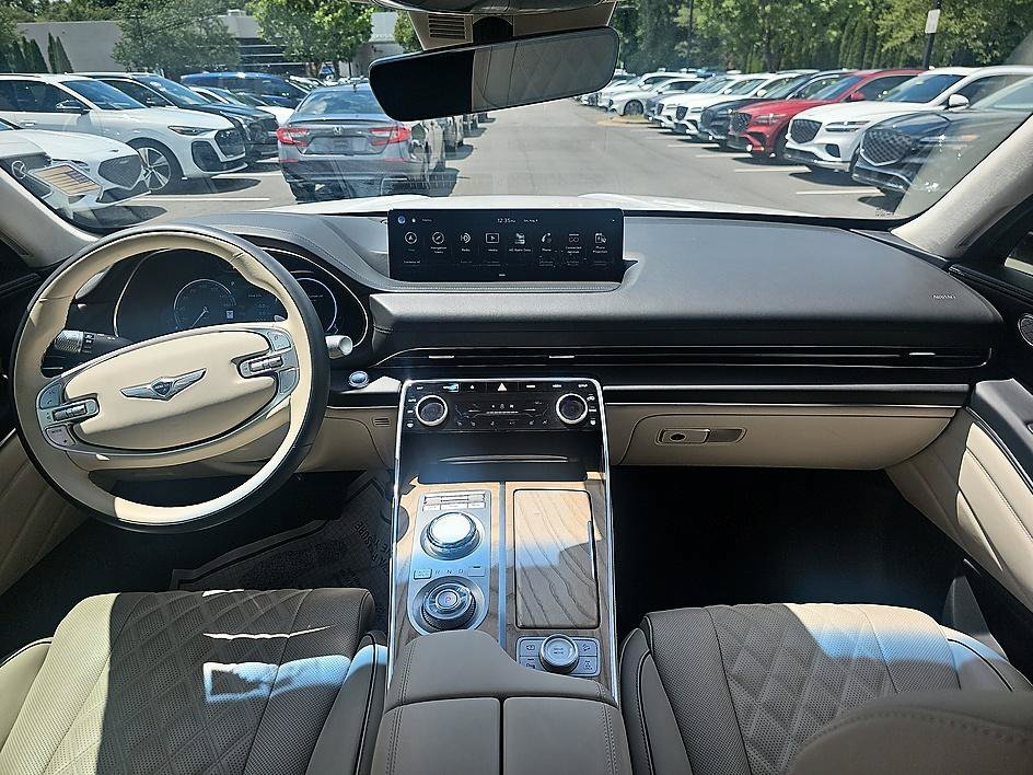 Used 2023 Uyuni White Genesis 3.5T Prestige image 34