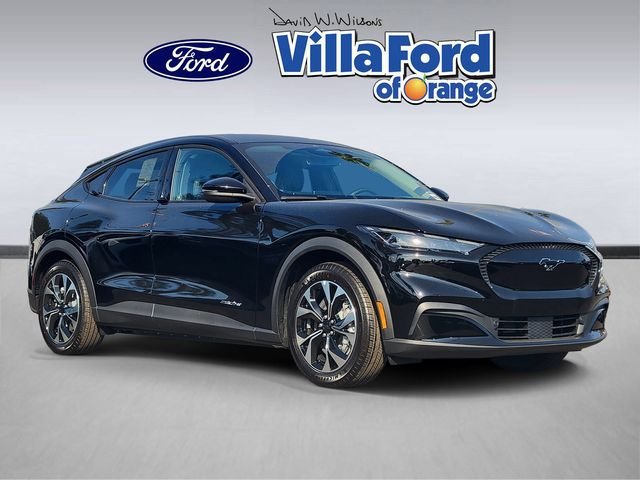 New 2026 Shadow Black Ford Select image 26