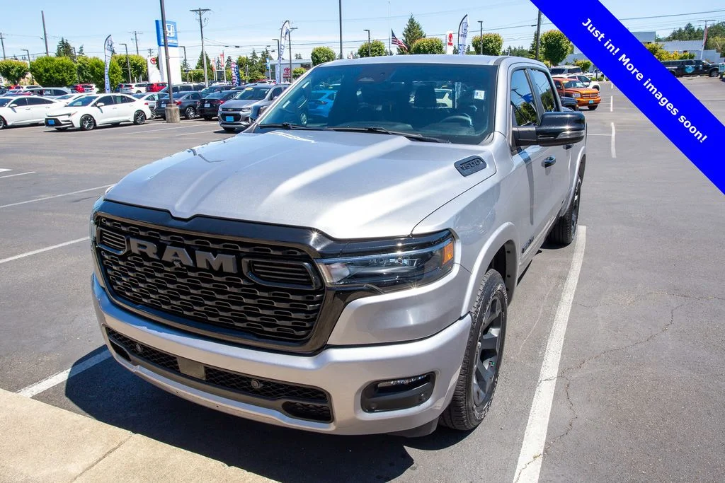 2025 RAM 1500 Big Horn/Lone Star 4x4 Crew Cab 5'7's photo