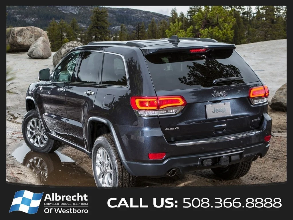 Used 2015 Gray Jeep Overland image 1
