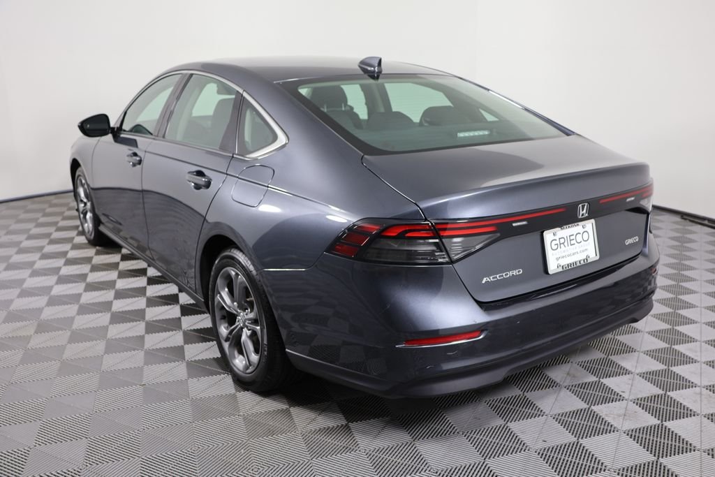 Used 2024  Honda EX image 6
