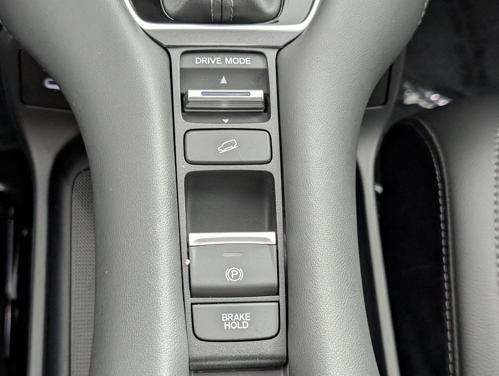 2025 Honda HR-V EX-L - Photo 29
