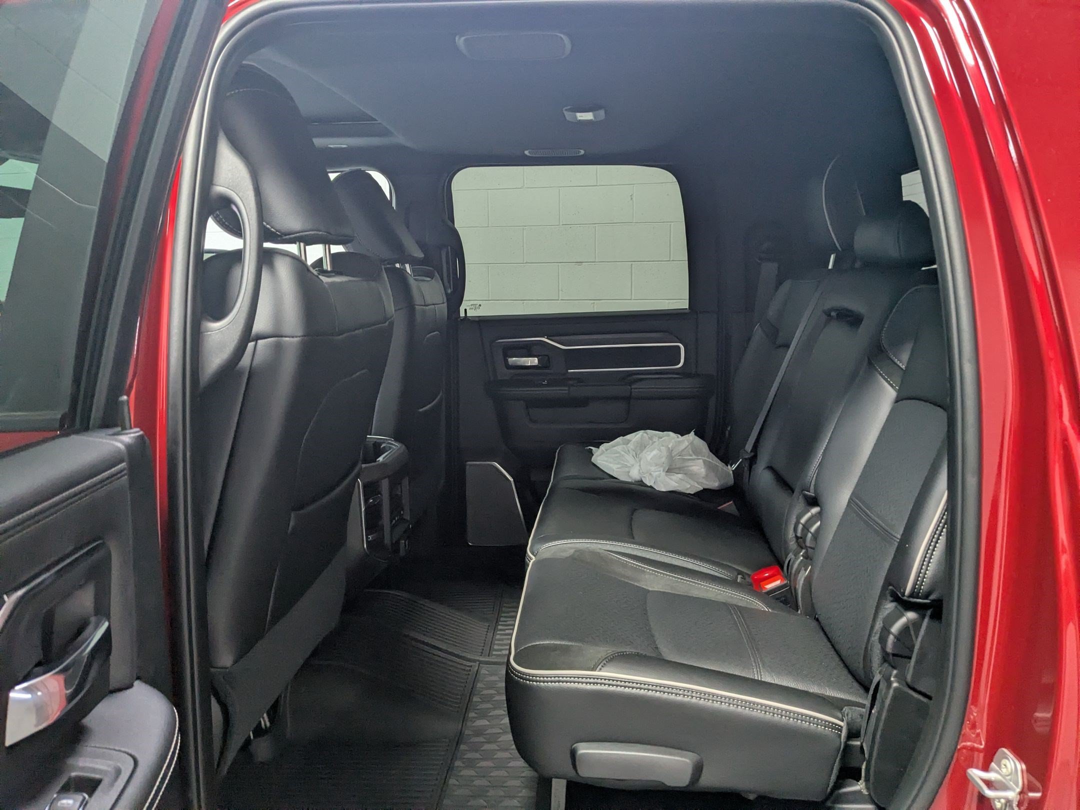New 2026 Molten Red Pearl-Coat Exterior Paint RAM Laramie image 16
