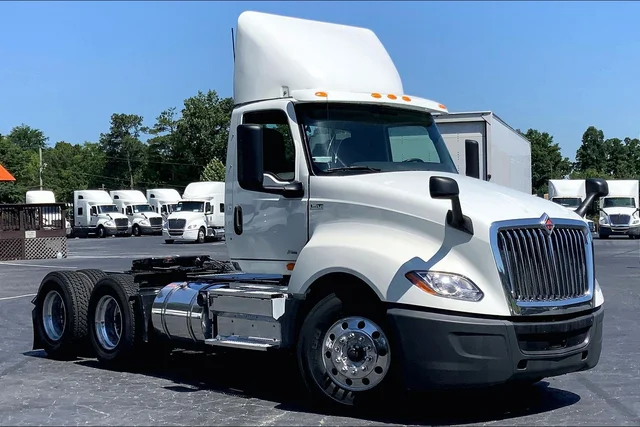 Pre-Owned 2019 International LT625 6x4 Day Cab