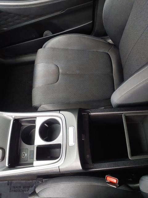 Used 2021 Gray Hyundai SE image 16