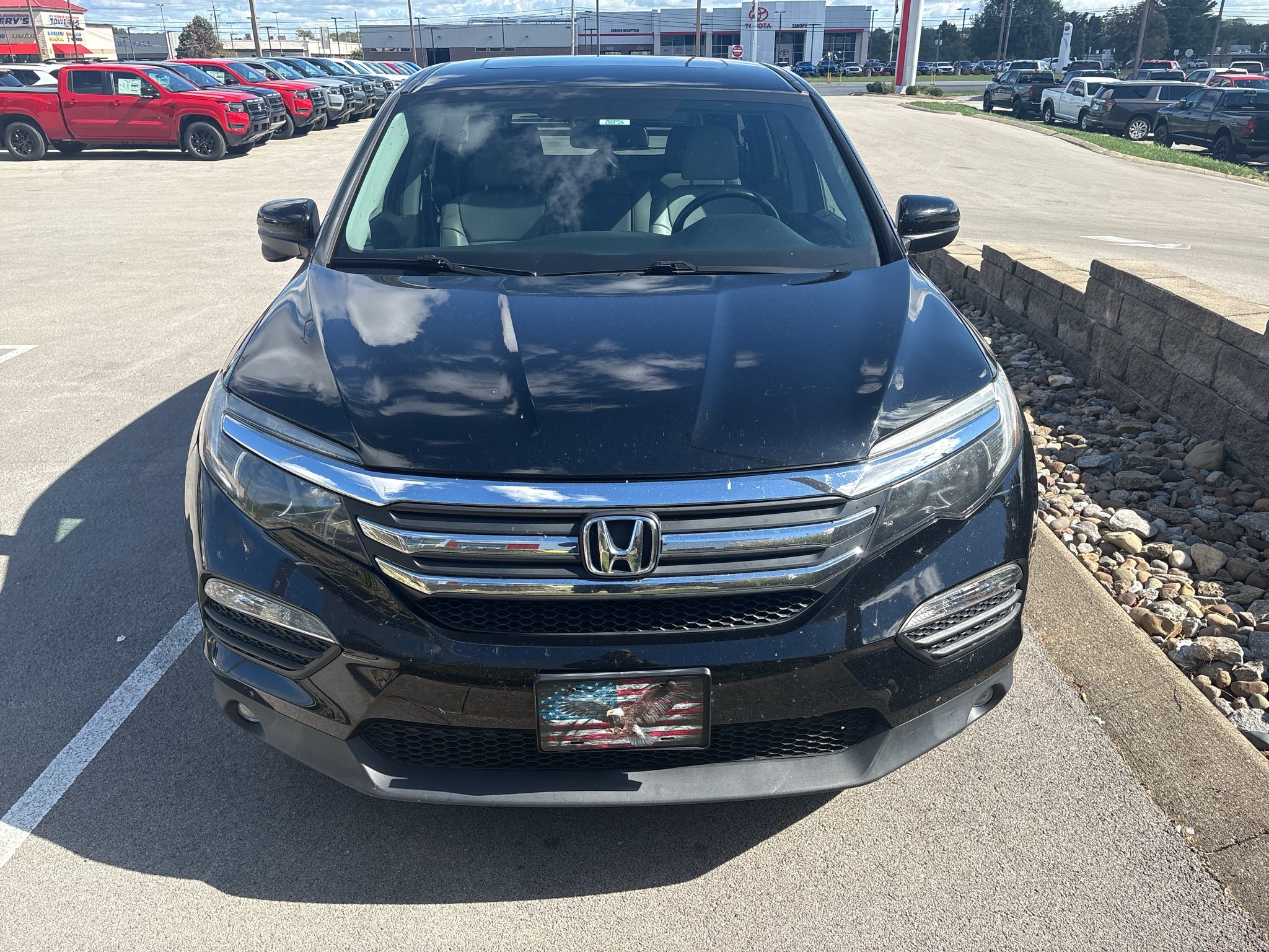 Used 2017 Black Forest Pearl Honda EX-L image 6