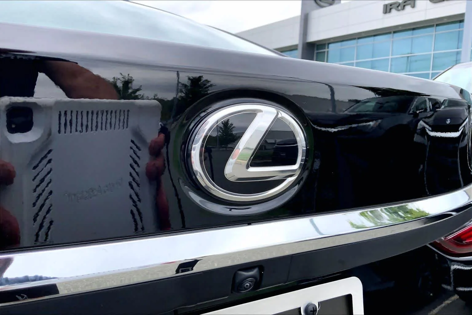 Certified Used 2024 OBSIDIAN Lexus  image 31