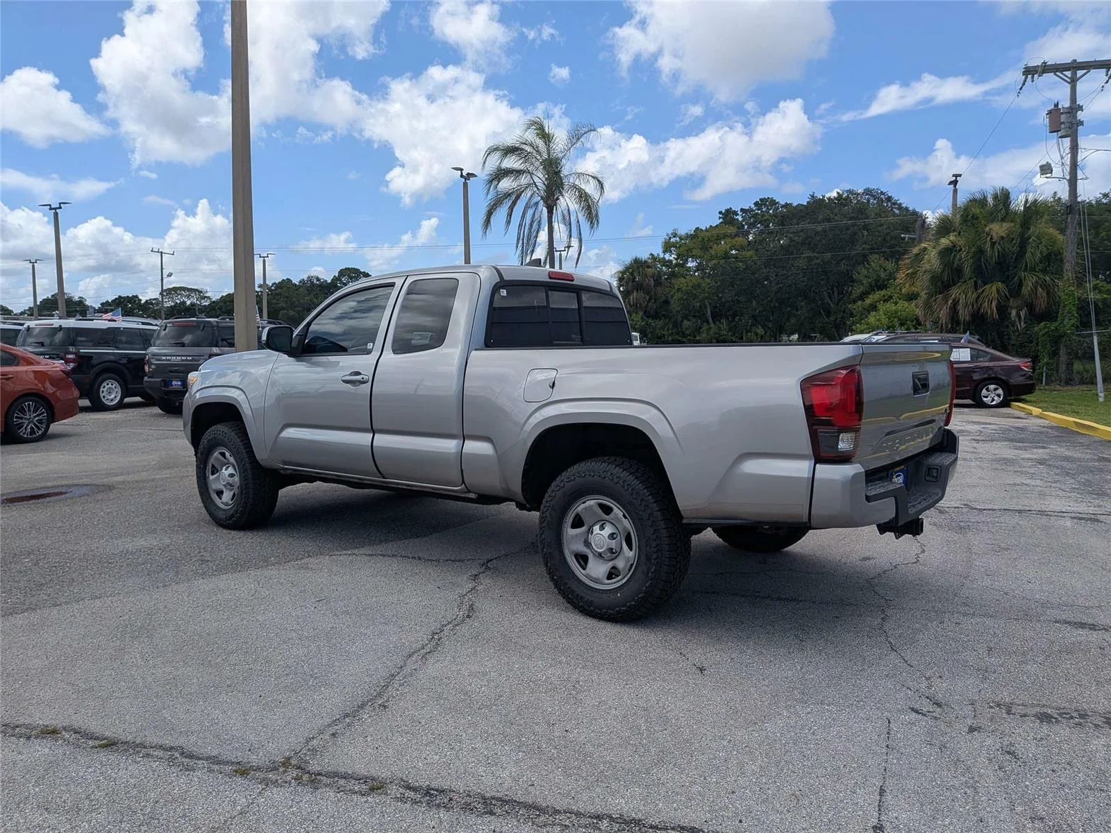 Used 2019 Silver Toyota SR image 5