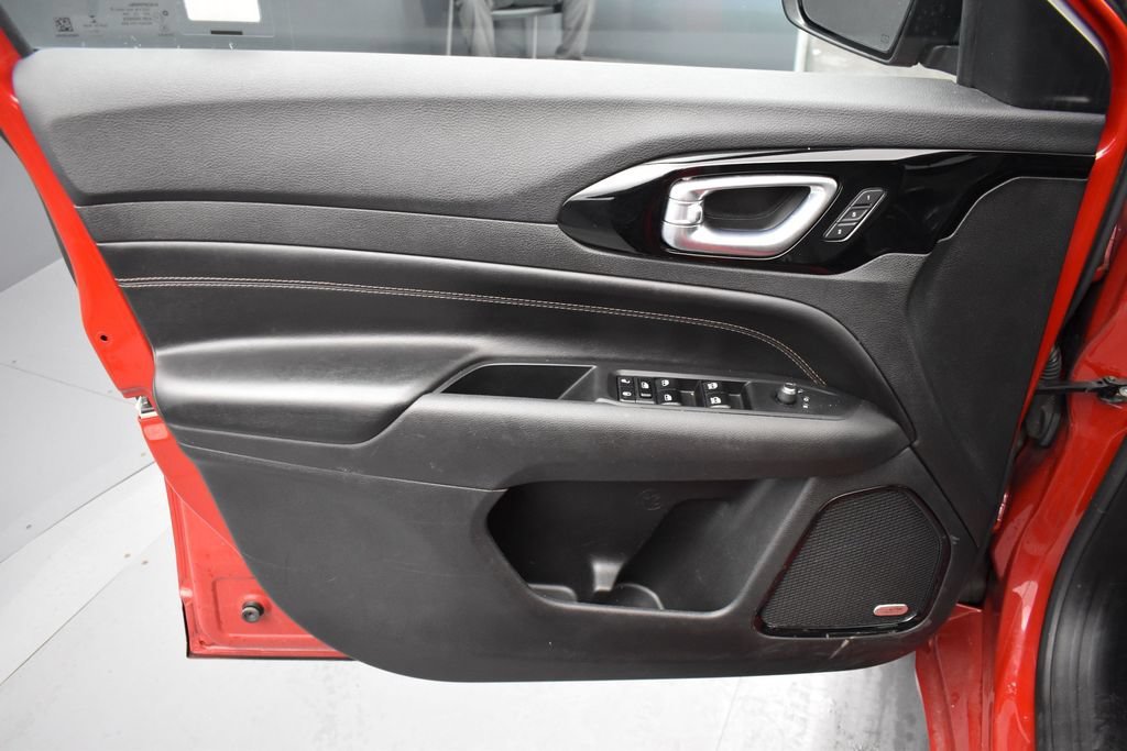 2022 Jeep Compass (RED) Edition - Photo 9