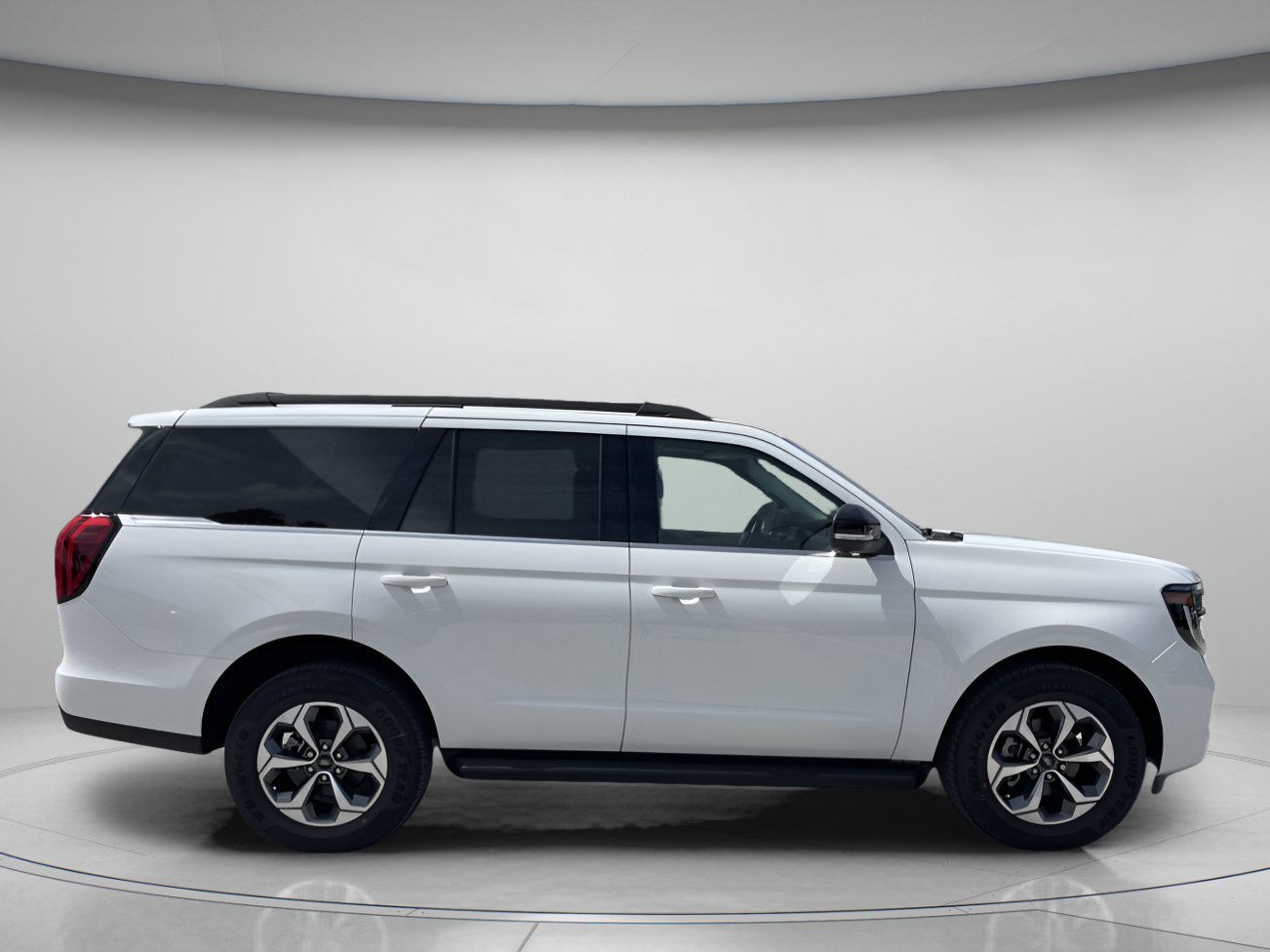 New 2027 Star White Metallic Tri-Coat Ford Active image 2