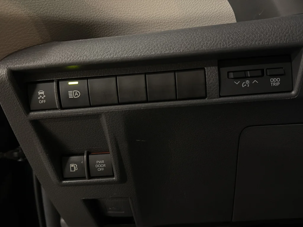 Used 2022 Black Toyota XLE image 40