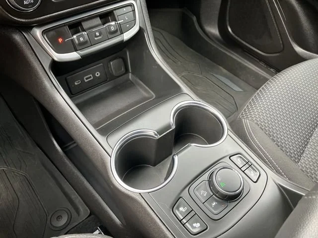 2024 GMC Terrain SLE - Photo 15