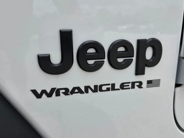 New 2026 Bright White Clear-Coat Exterior Paint Jeep Sport image 11