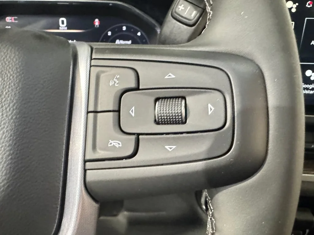New 2026 Sterling Metallic GMC Elevation image 15
