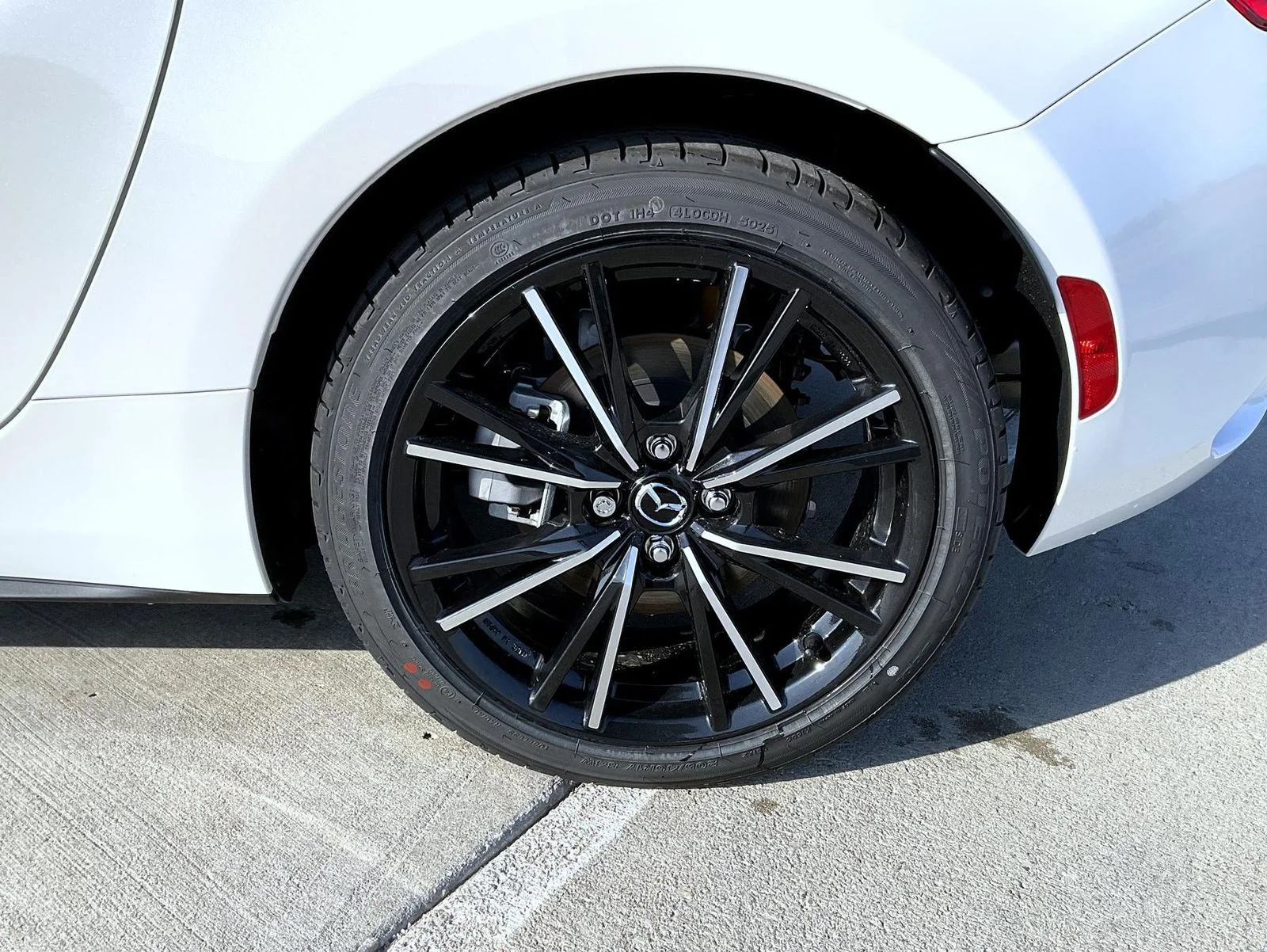 New 2026 Snowflake White Pearl Mazda Grand Touring image 19