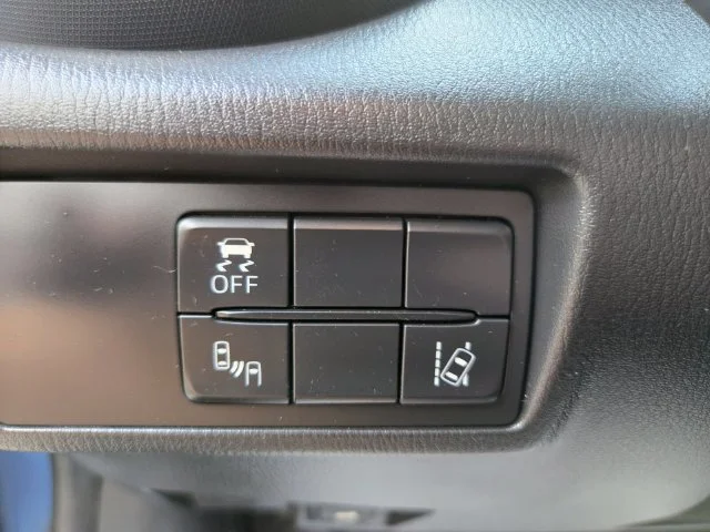 Used 2018 Blue Mazda Grand Touring image 33