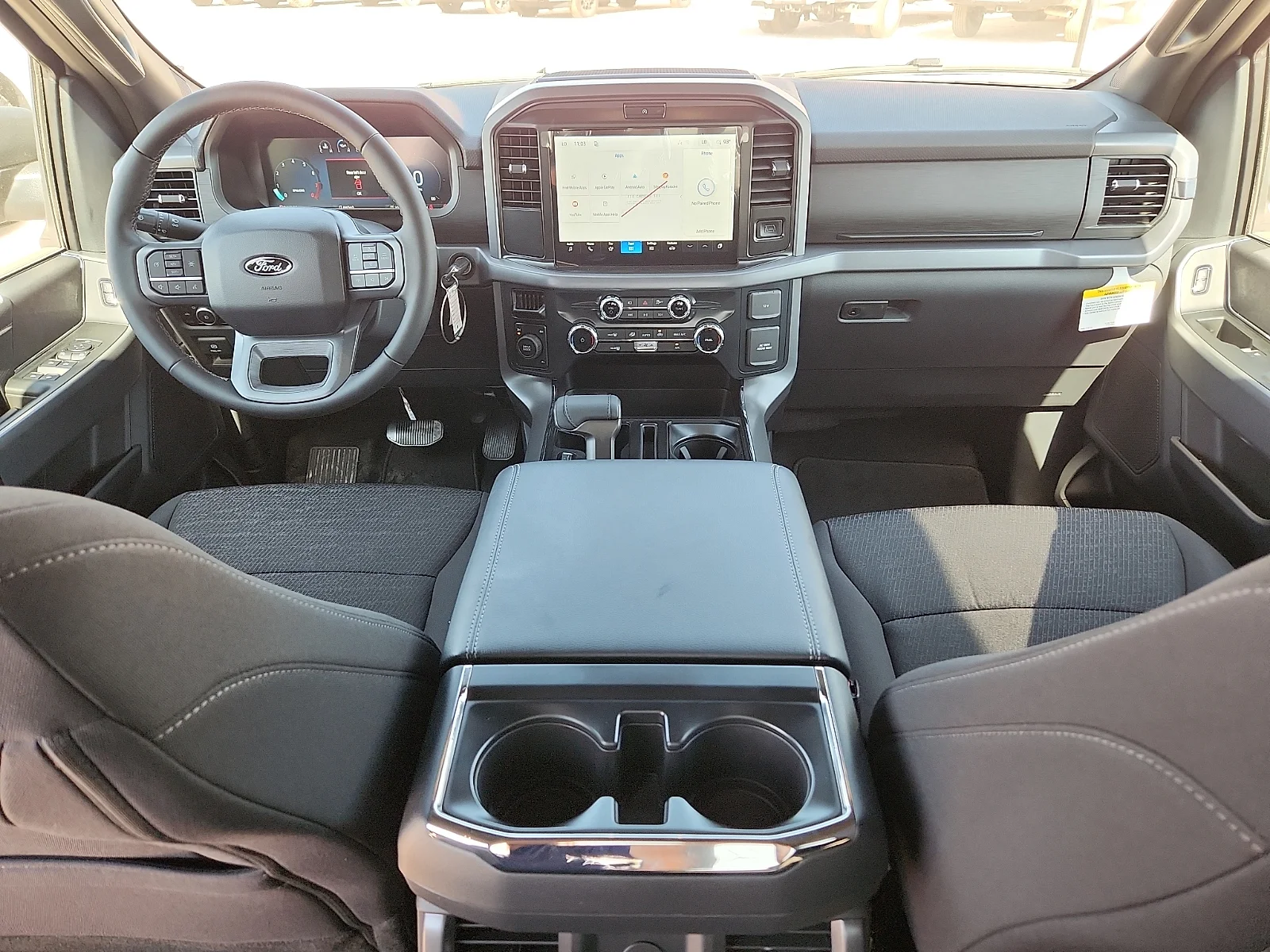 New 2026 Oxford White Ford XLT image 13