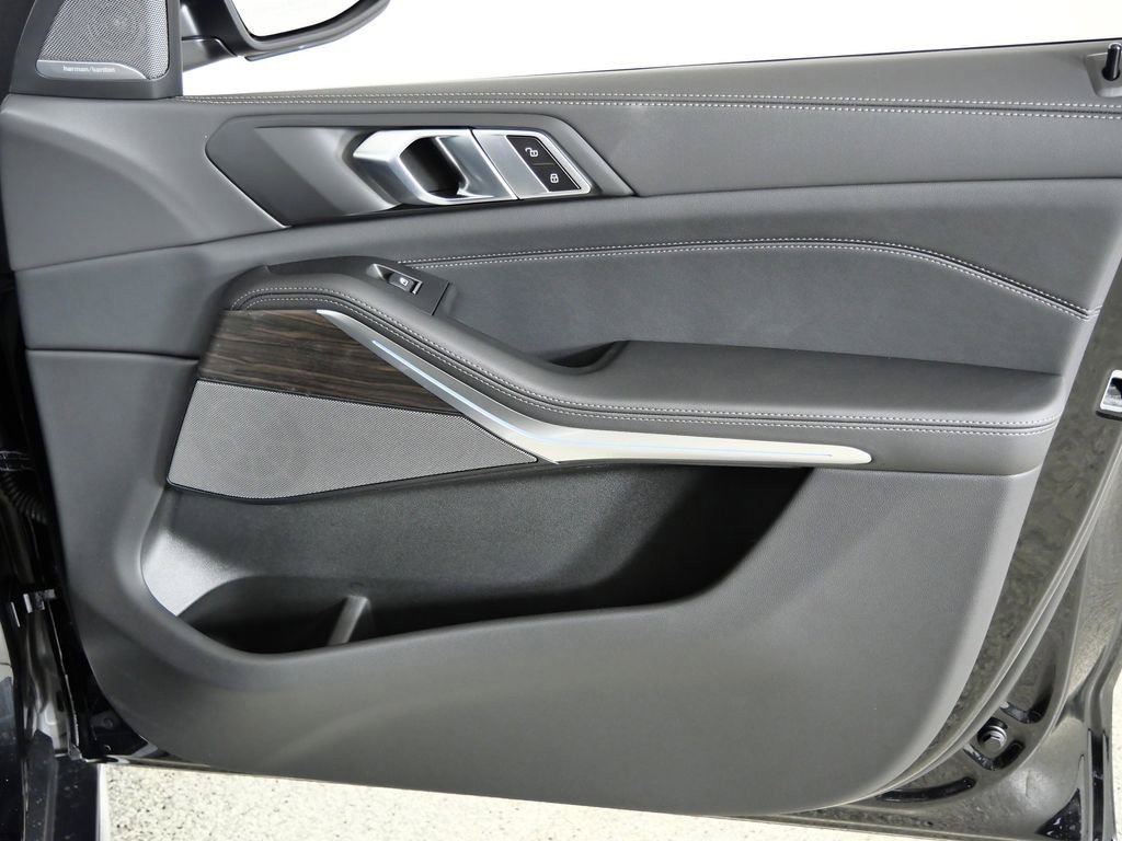 2026 BMW X5 50e - Photo 20