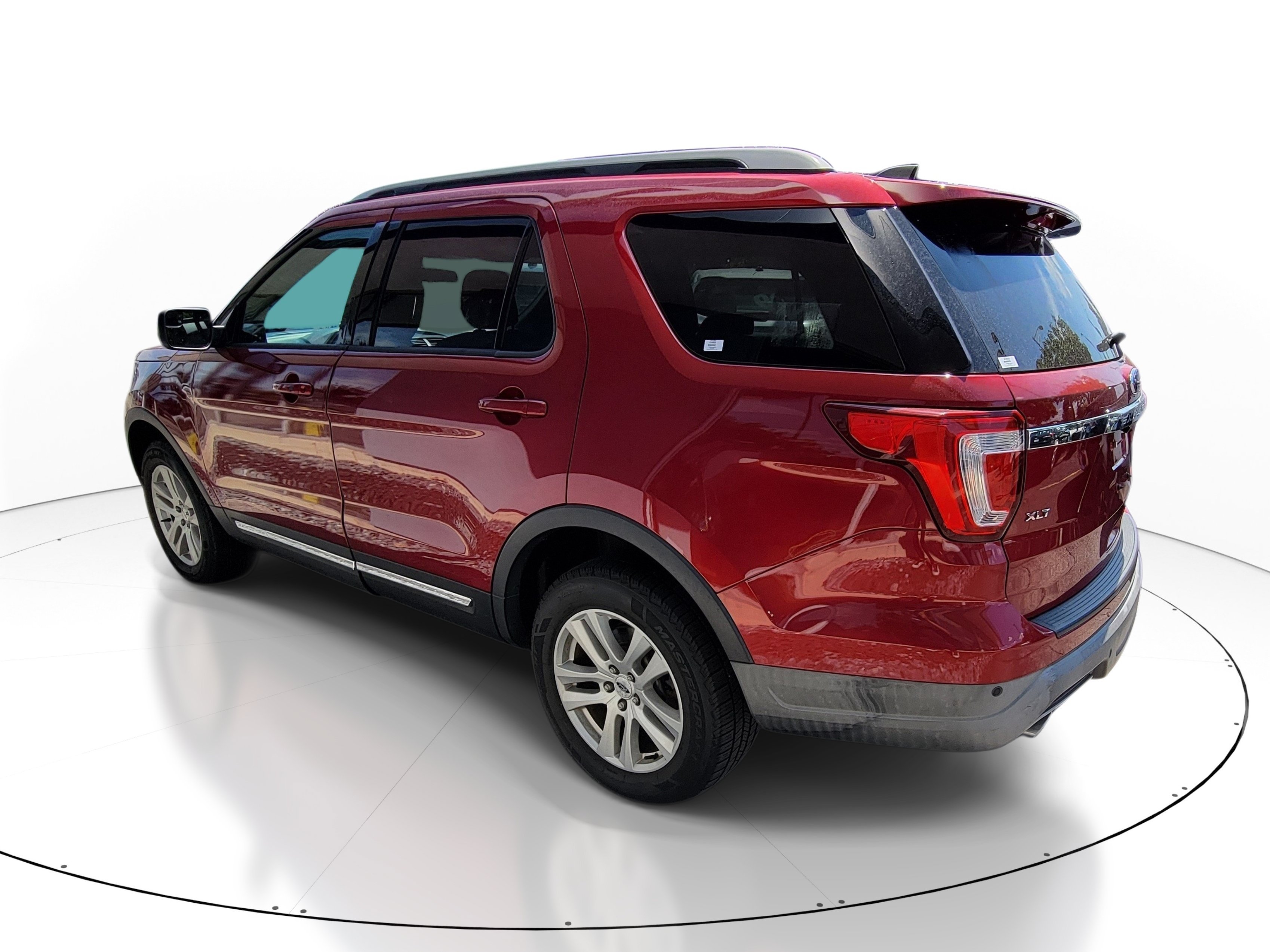 Used 2018  Ford XLT image 4