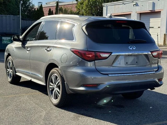 Used 2018 Gray INFINITI Base image 8