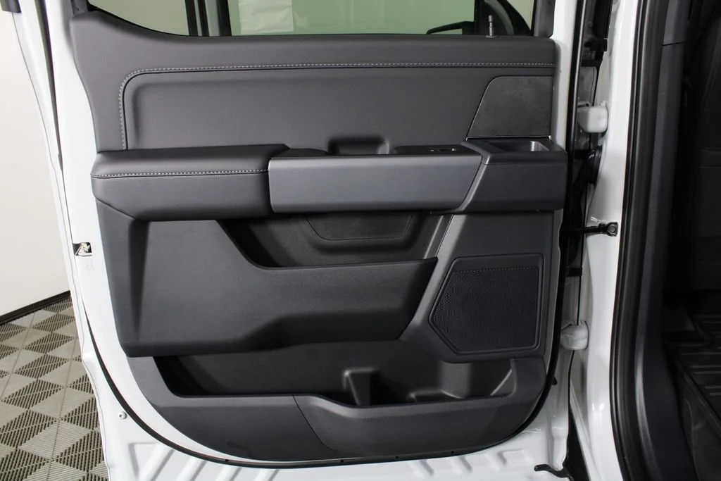New 2026 Avalanche Ford XLT image 11