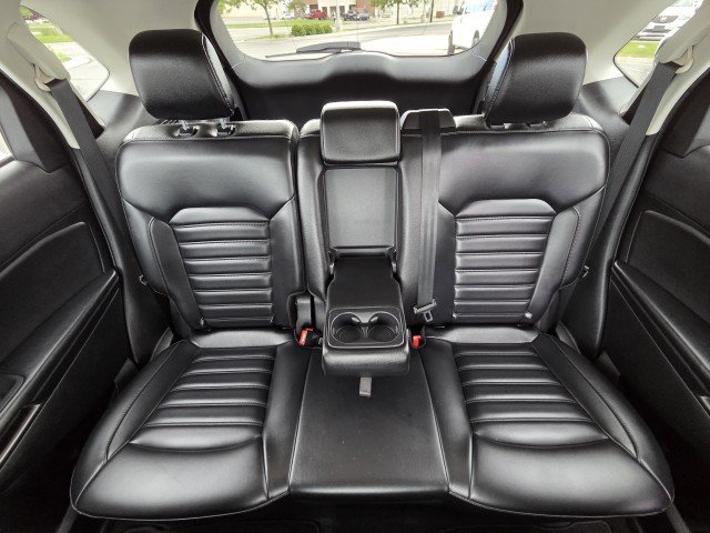 Used 2024 Grey Ford SEL image 20