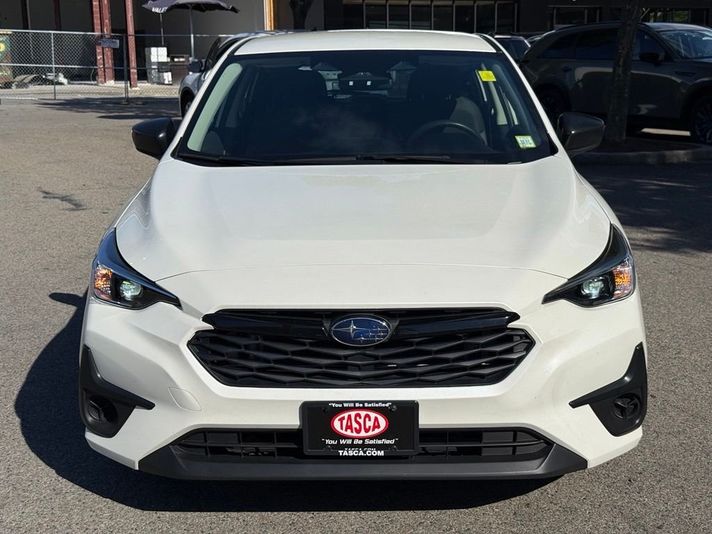 Used 2024 White Subaru Base image 3