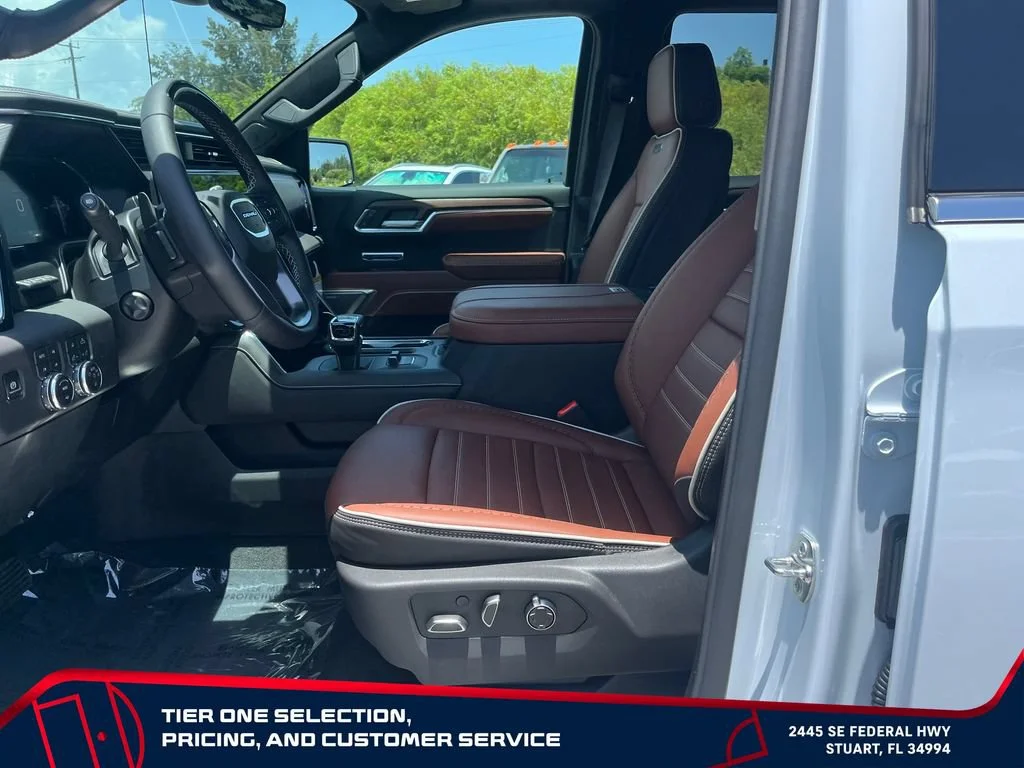 New 2026 Glacier White Tricoat GMC Denali Ultimate image 9