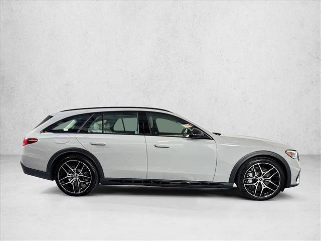 New 2026 MANUFAKTUR Alpine Grey Mercedes-Benz E 450 image 34