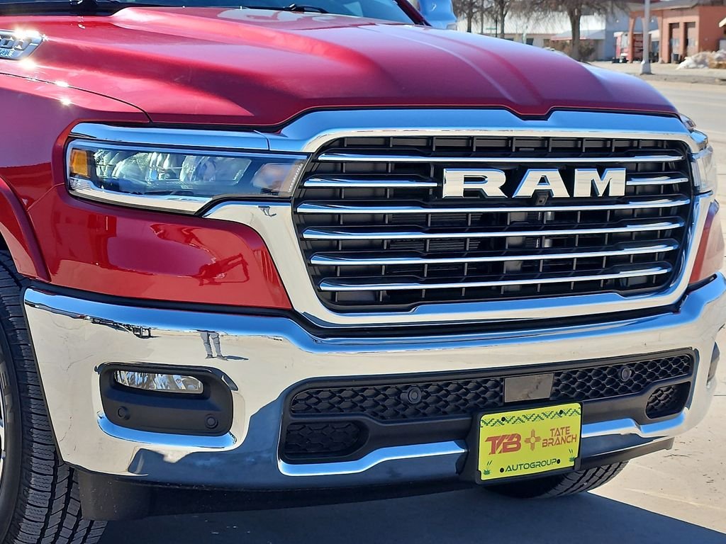 New 2026 Molten Red Pearl-Coat Exterior Paint RAM Laramie image 7
