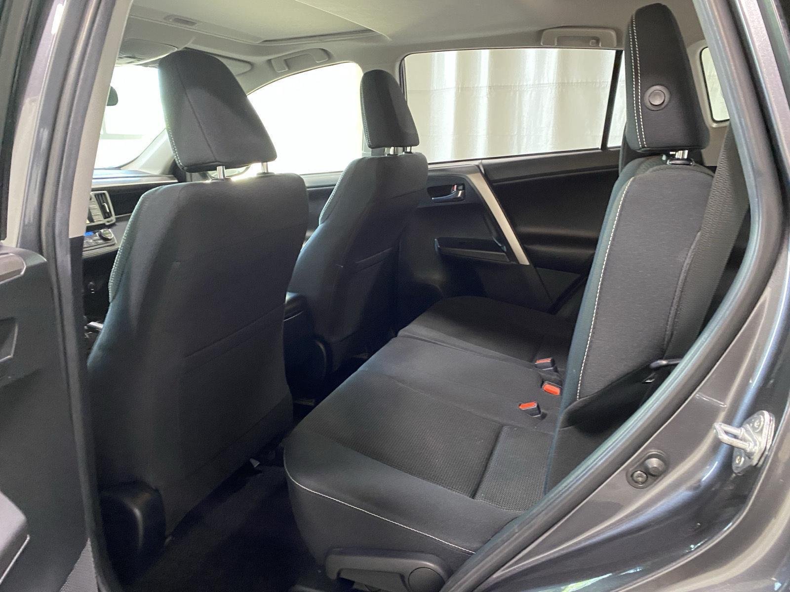 Used 2018 Magnetic Gray Metallic Toyota XLE image 14