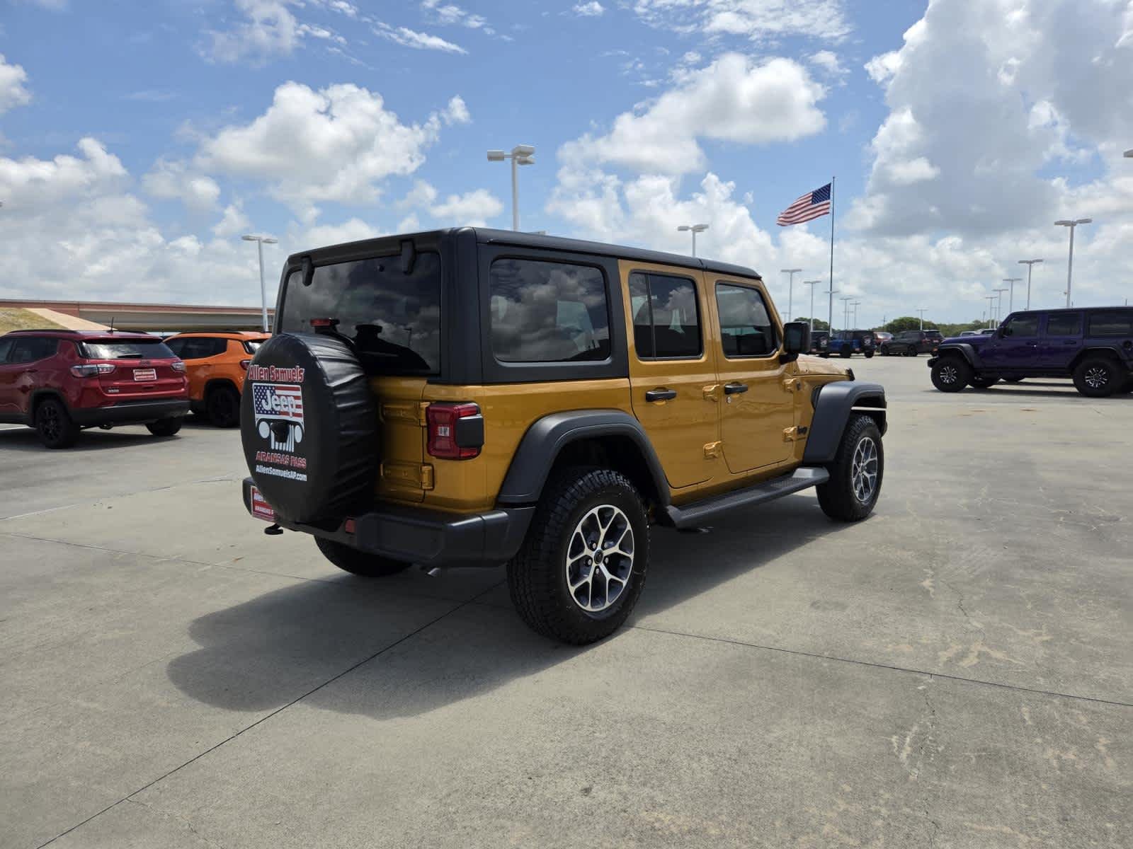 New 2026 Goldilocks Jeep Sport S image 5