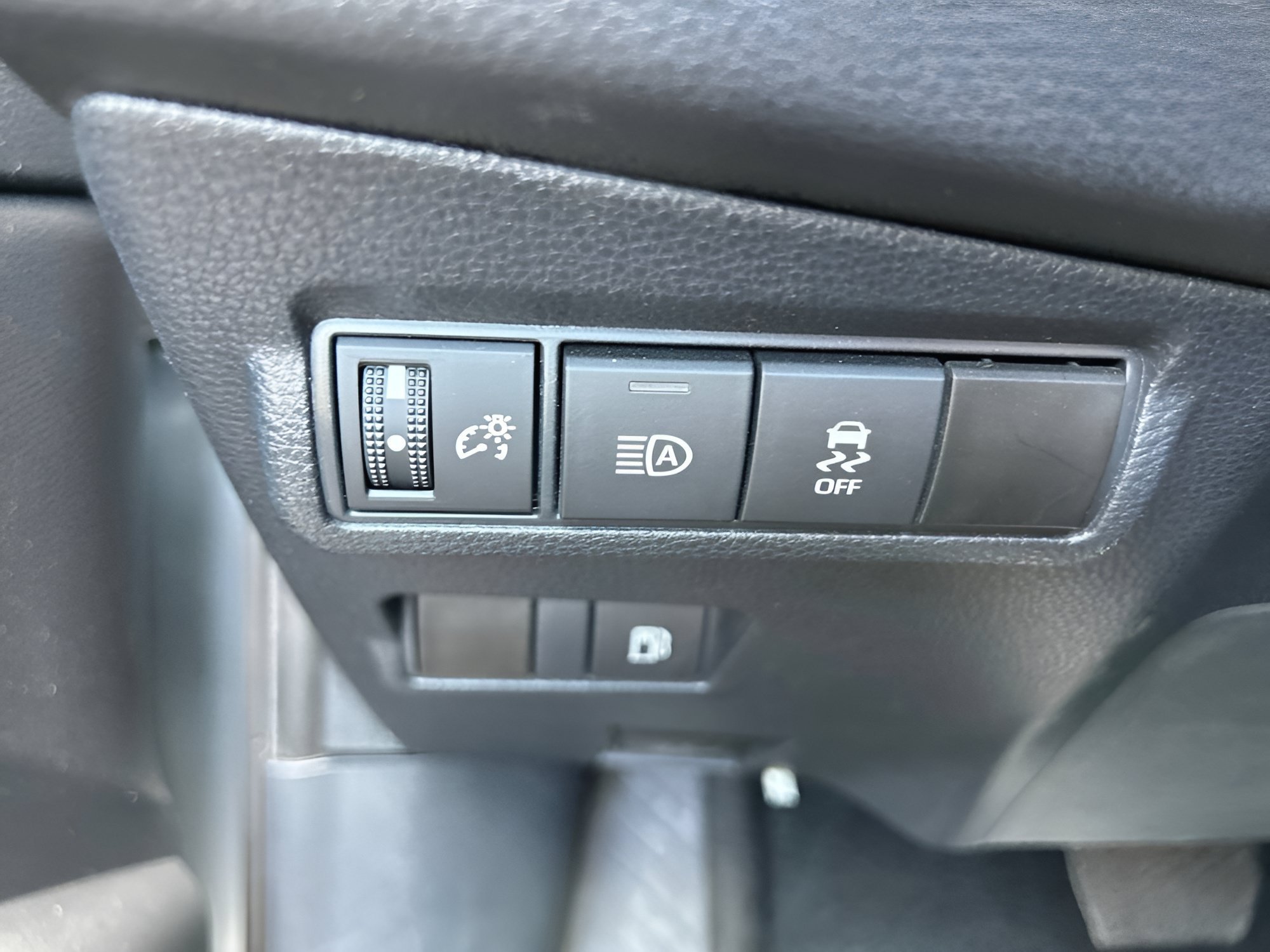 Certified Used 2023 Silver Toyota Hybrid SE image 23