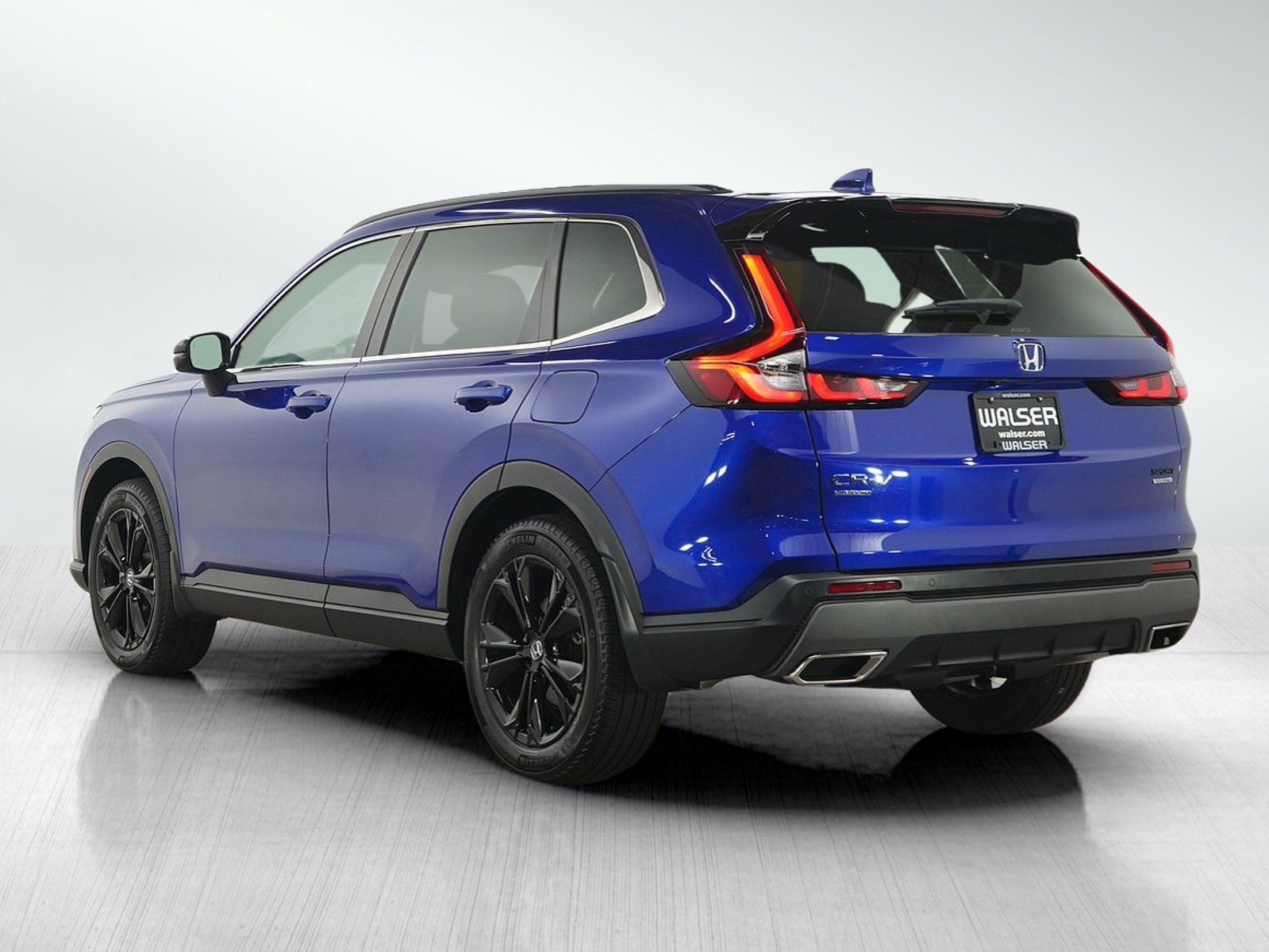 Used 2024 Blue Honda Sport Touring AWD image 3