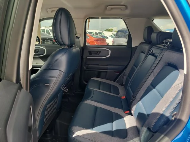 Used 2022 Blue Ford Outer Banks image 13