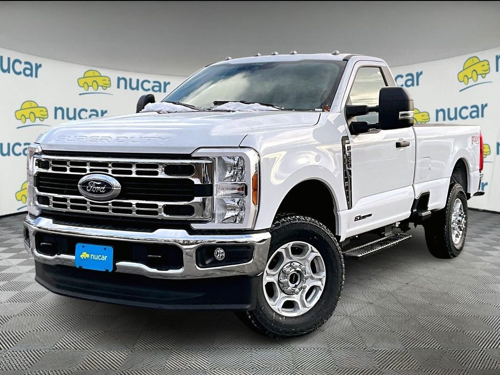 2026 Ford F-350 Super Duty XLT - Photo 2
