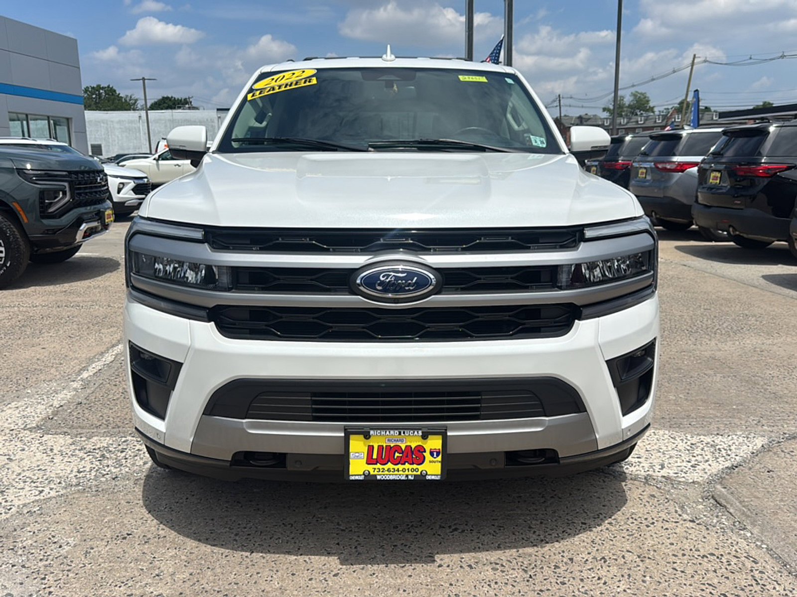 Used 2022 Star White Metallic Tri Coat Ford XLT image 3