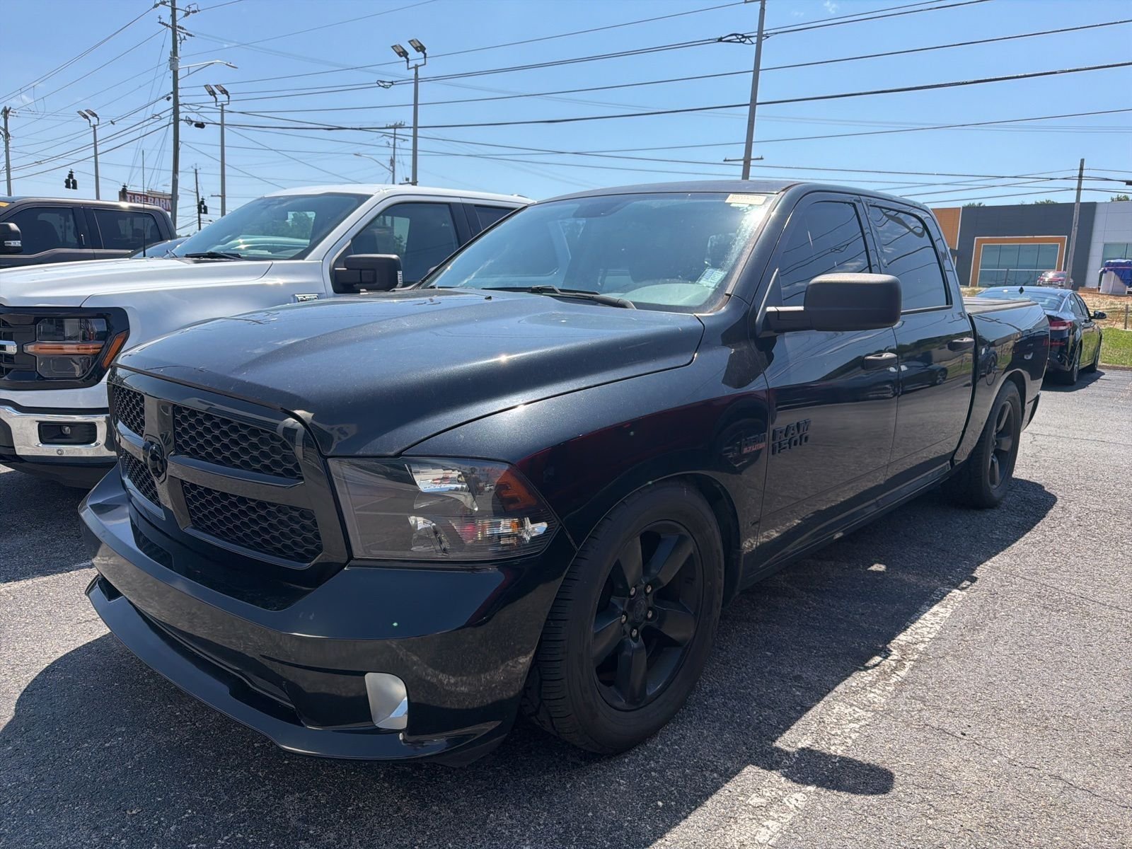 2017 RAM 1500 Express Crew Cab 5'7's photo