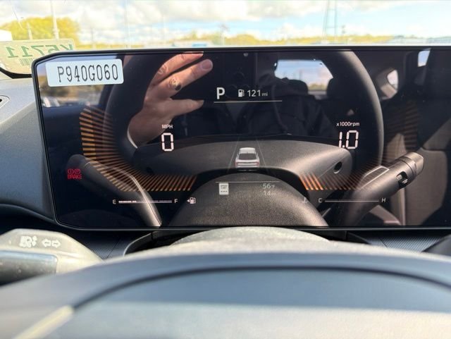New 2026 Currant Red Kia LXS image 15