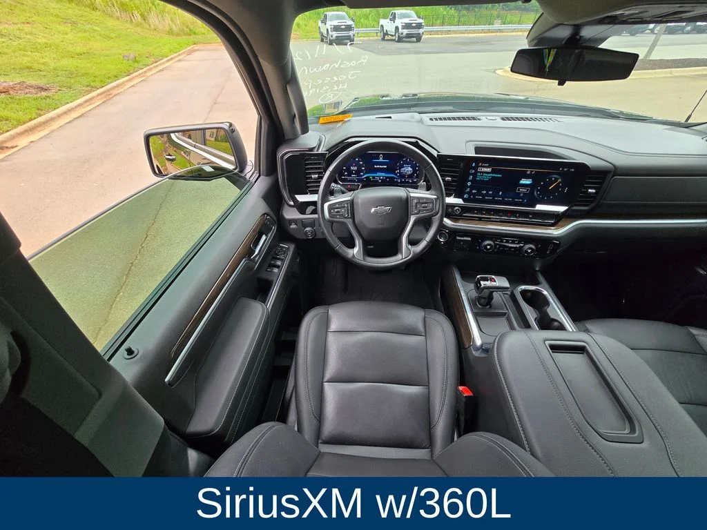 Used 2022 Black Chevrolet RST image 16