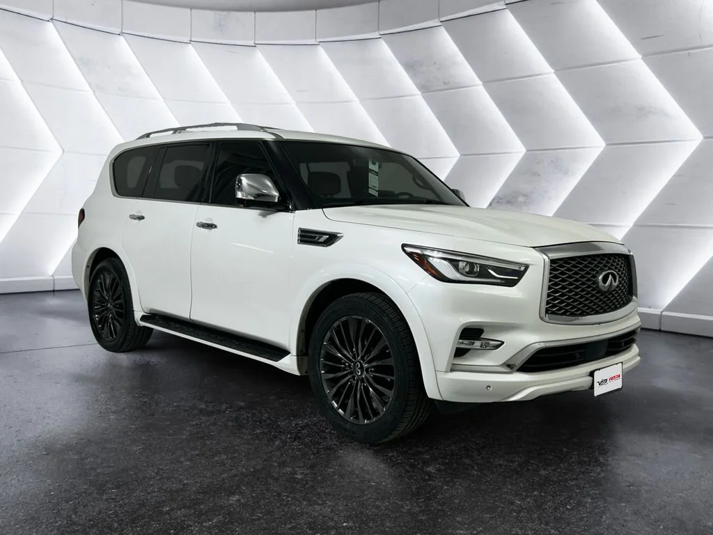 2023 INFINITI QX80