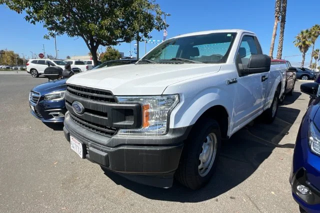 Used 2018 White Ford XL image 2