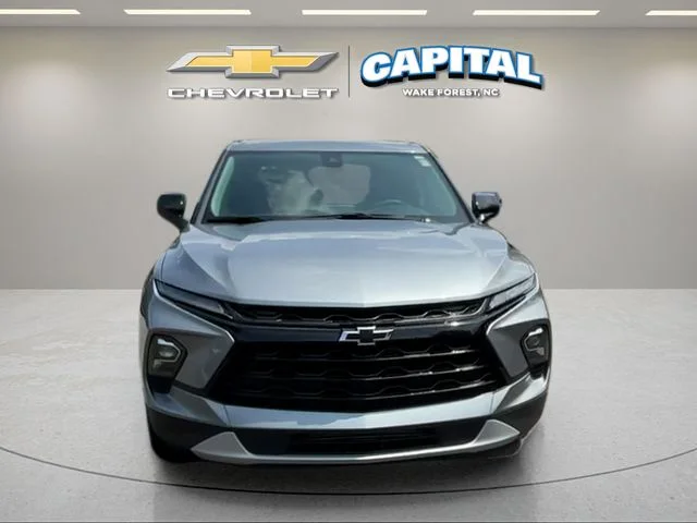 Used 2023 Gray Chevrolet LT image 8