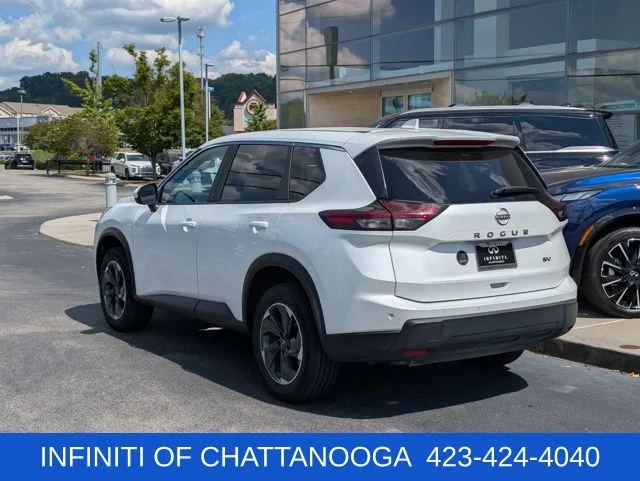 Used 2024 White Nissan SV image 3