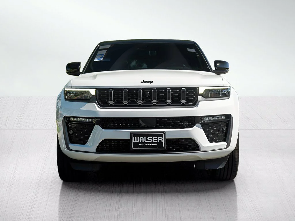 New 2027 Bright White Clearcoat Jeep Summit image 2